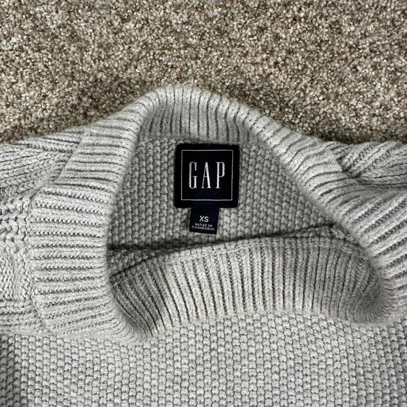 Gap Knit Sweater Size X Small - Picture 3 of 8